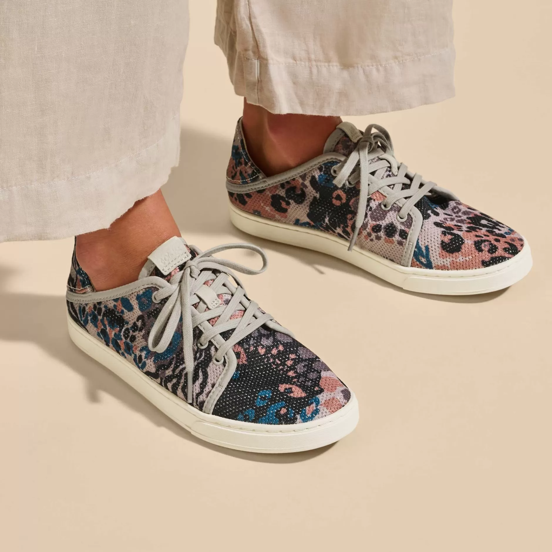 OluKai Shoes>Pehuea Li Women'S Lightweight Sneakers