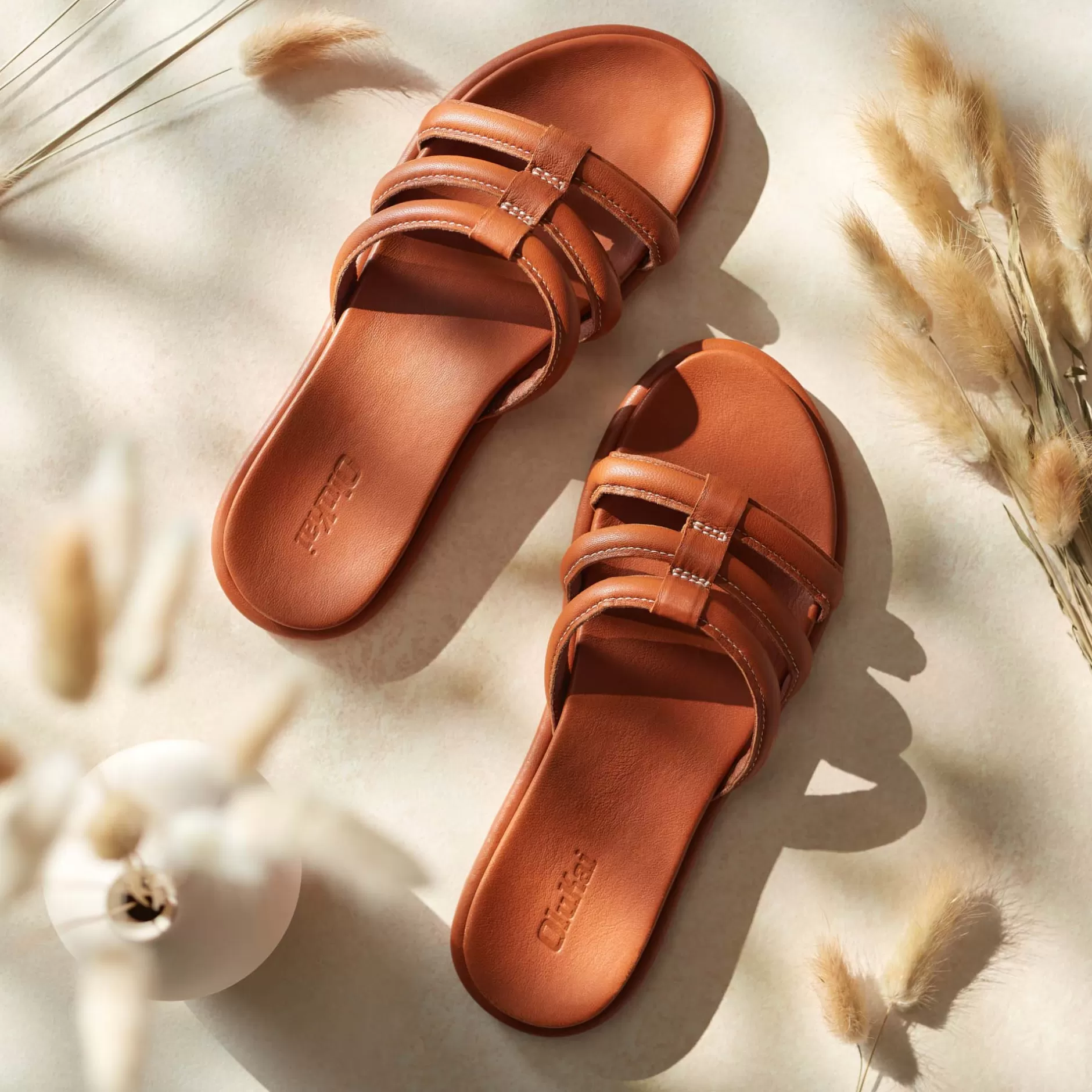 OluKai Sandals>Tiare Slide Women'S Leather Slide Sandals