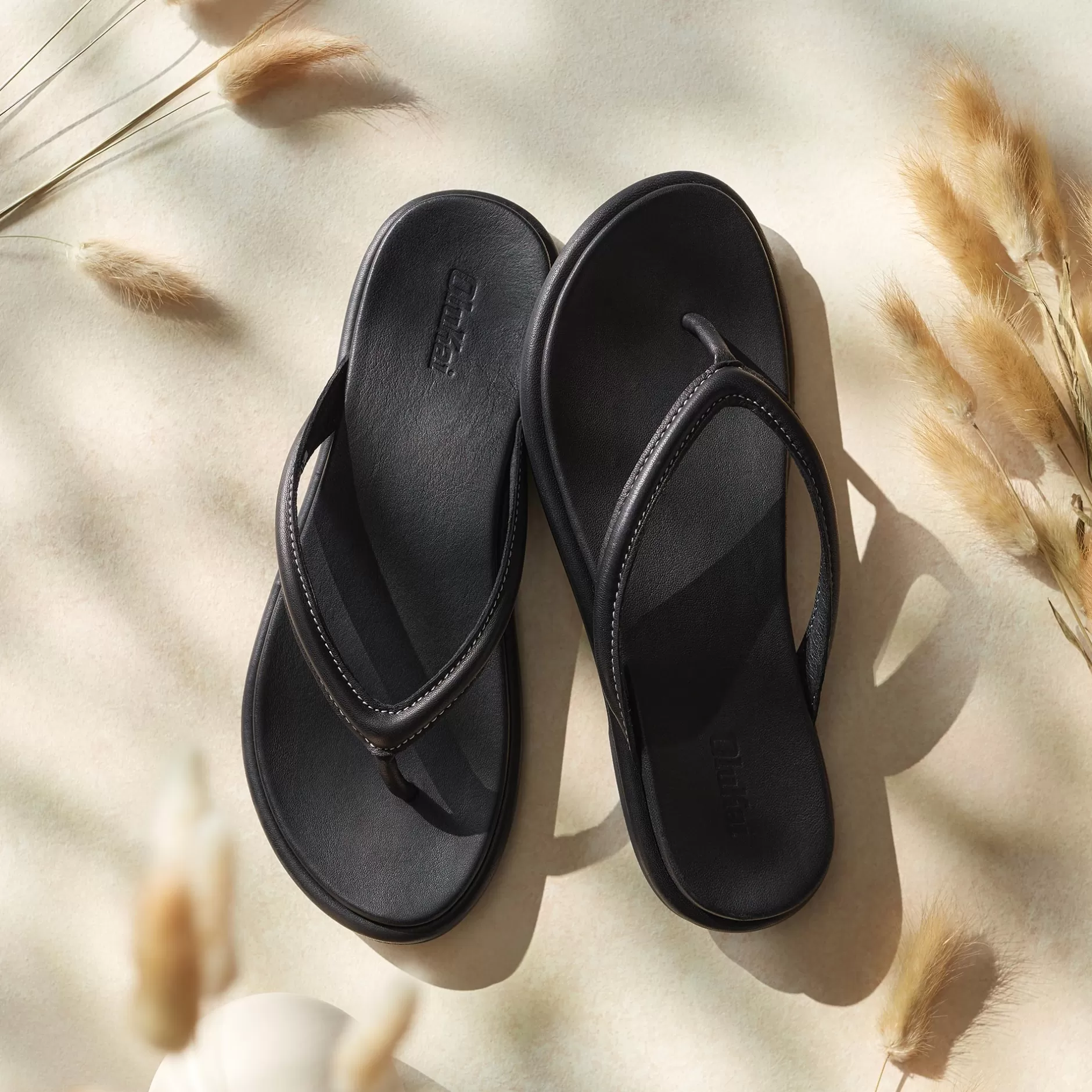 OluKai Sandals>Tiare Women'S Leather Beach Sandals