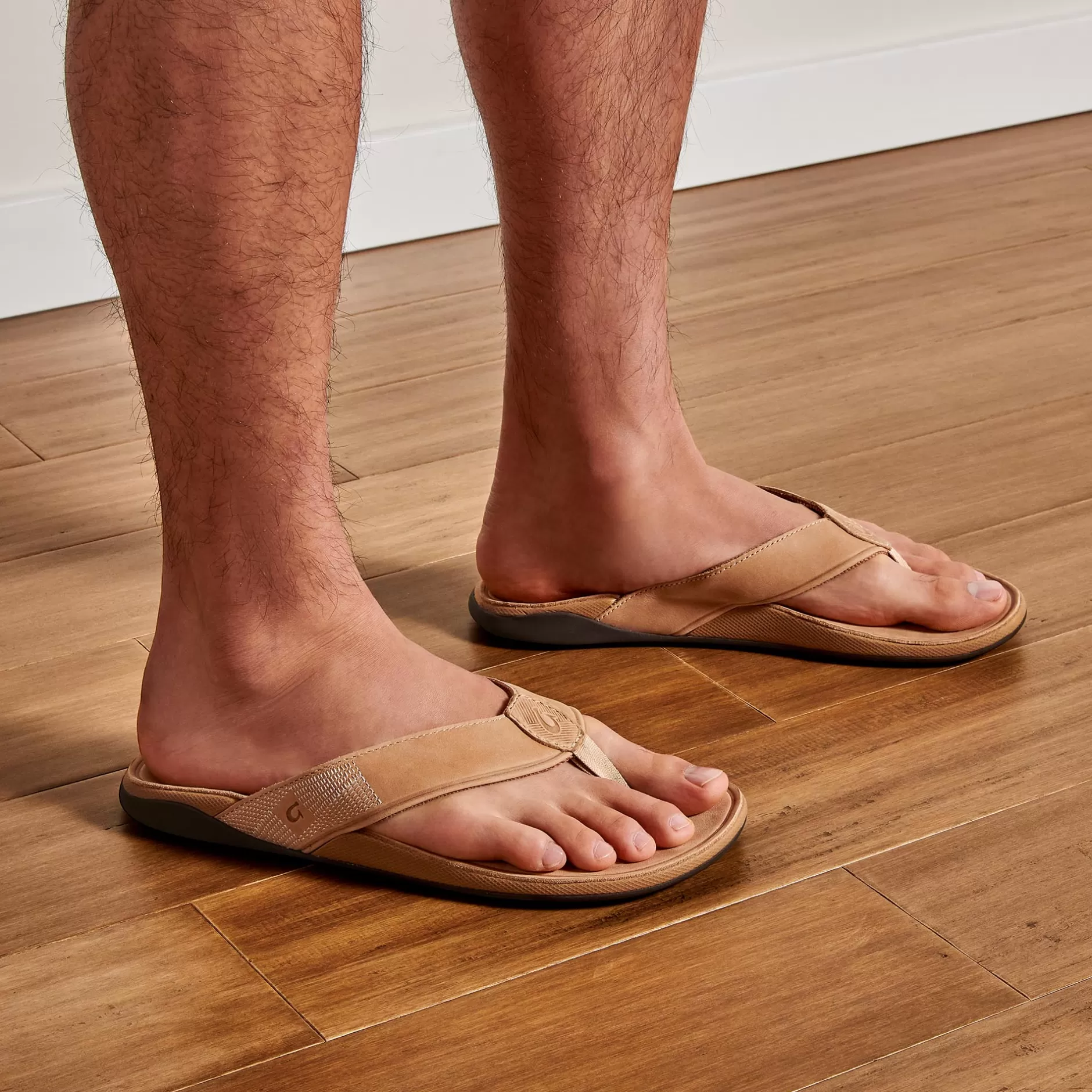 OluKai Sandals>Tuahine Men'S Leather Beach Sandals